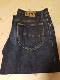 Lee ダークブルー ストレートデニム　濃紺