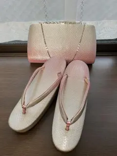 草履とチェーン付きクラッチバッグセット　ピンク銀