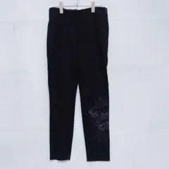 ザラベーシック フラワー装飾 テーパードパンツ（M） ブラックのサムネイル