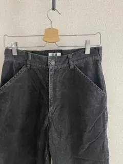 ブラック コーデュロイ ストレートパンツ