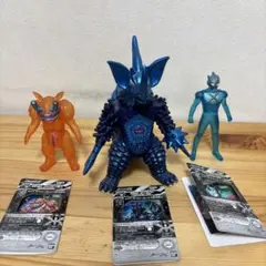 ウルトラマンセブン 白バイ隊 キーホルダー 警察限定 - メルカリ