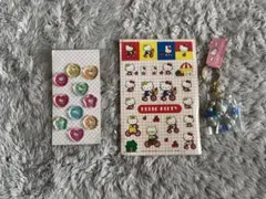 レア　ハローキティ　シールとキーホルダーセット　おはじきシール