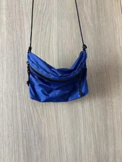 ユニクロ　サコッシュ　ブルーのサムネイル