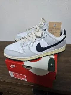 Item thumbnail for item 95324047-9758-49a7-b8f5-6198e79f4745