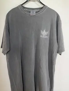 古着　USA製　adidas ビンテージ　グレー Tシャツ ロゴ入り