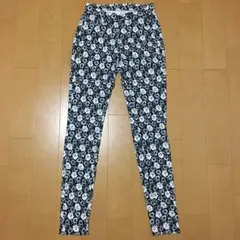 UNIQLO 花柄 スキニーパンツ S ユニクロ レギンスパンツ