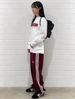 adidas トラックパンツ バーガンディ