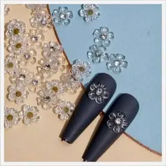 P402《4個》ネイルパーツ クリア 透明 花 フラワー 春夏 キラキラ ギャル