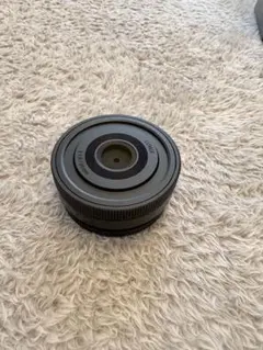 Panasonic LUMIX S-R26 26mm F8 レンズのサムネイル