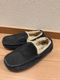 UGG ネイビー スリッポン