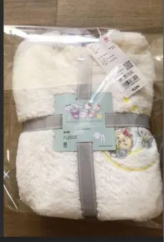 ちいかわ×サンリオ　フリースパジャマ⭐︎キッズ１２０サイズ