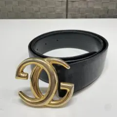 ハ*イ様 GUCCI 黒レザー GGロゴバックル ベルト