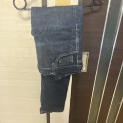 UNIQLO ダークブルースリムフィットデニム