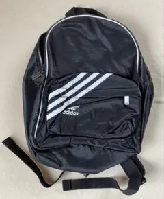 adidas バックパック　黒