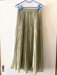 BAY FLOW ベイフロウ 薄いグリーン プリーツロングスカート