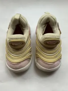 Item thumbnail for item d3a32b4f-361e-4535-8a5a-b8d32064e6b4