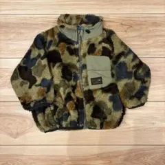 ブリーズ　迷彩柄フリースジャケット