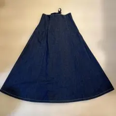 美品❣️ナイスクラップ　リボンのレースアップデニムフレアロングスカート