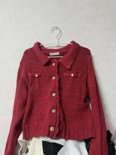 ワインレッド フリル襟 ニットカーディガン