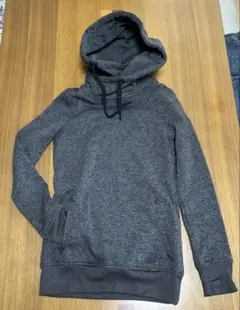 【VOLCOM 】グレー フード付きパーカー　レディースXSのサムネイル
