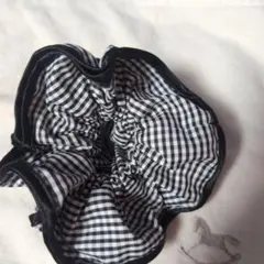 チェック柄フリルシュシュ