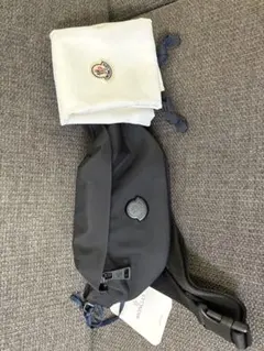GKSK様専用】モンクレール ボディバッグ ビッグロゴ 正規品 最高峰