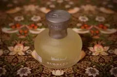 Burberry Weekend 香水