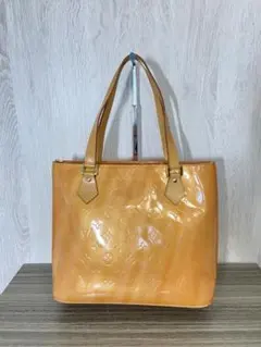 ルイヴィトン　トートバッグ　ヴェルニ　ヒューストン　モノグラム　イエロー