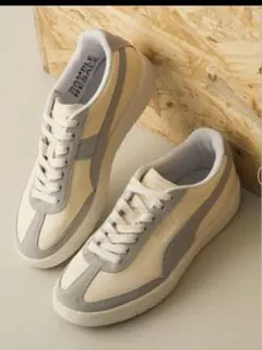 PUMA for emmi レザースエード　スニーカー23㌢のサムネイル