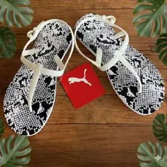 未使用⭐︎ PUMA プーマ サンダル Cozy 22cm おしゃれビーチサンダルのサムネイル