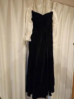 【未使用品】ブラックベルベットオフショルダードレス