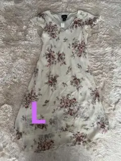 フラワープリント Vネック 半袖ワンピース