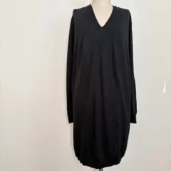 ユニクロ　UNIQLO ブラック Vネック 長袖ニットワンピース　S
