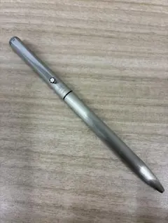 Item thumbnail for item 34f4a28f-2fce-4ad3-b5f6-b7362776f930