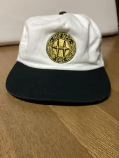 HUF 刺繍ロゴ キャップ ホワイト・ブラック