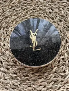 サンローラン クッションファンデ ケース 2