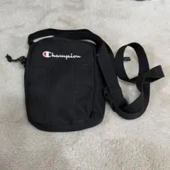 Champion ブラック ショルダーバッグのサムネイル