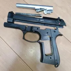 ベレッタ製 実物 M9純正マガジン - メルカリ