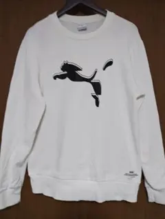 【PUMA】ホワイト クルーネック トレーナー ロゴプリント