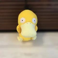 ポケモン コダック ぬいぐるみ