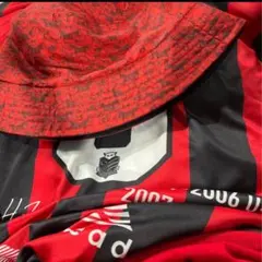 コンサドーレ　深井選手のTシャツとリバーシブルハット