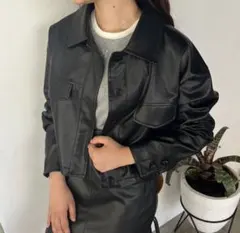 フェイクレザージャケット　NICE CLAUP　ブラック　黒　ショート丈　羽織り