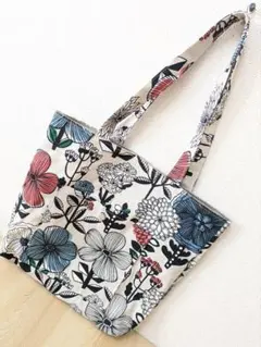 ハンドメイド【290A】バッグ トートバッグ エコバッグ　北欧調　フラワー