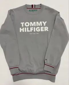 TOMMY HILFIGER グレー スウェット Mサイズ