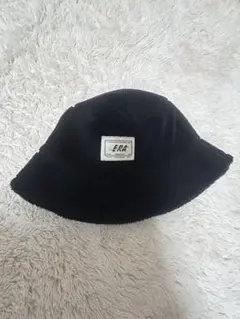 黒 バケットハット