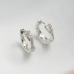 シルバー925製 キラキラ フープピアス　金属アレルギー対応　ワンタッチ