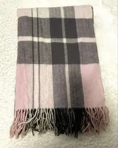 チェック柄マフラー　ストールにも