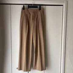 uniqloタックワイドパンツ