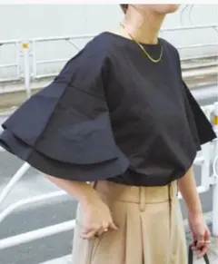 SIMPLICITÉ Tシャツのサムネイル
