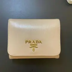 ふ*マ様 【正規品】PRADA 二つ折り財布 ベージュ